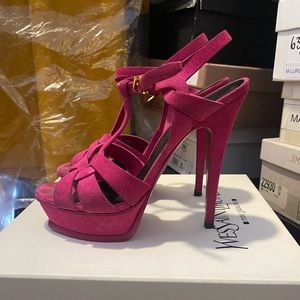 Yves Saint Laurent Pink Suede Tributes Sandals